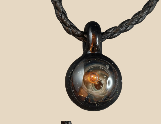 Lemuria pendant design